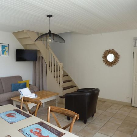 Maison De Vacances 3* A 50M De La Plage Treffiagat Bagian luar foto